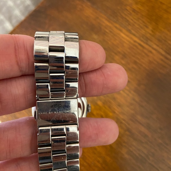Marc by Marc Jacobs Watch, Silver - Picture 6 of 7